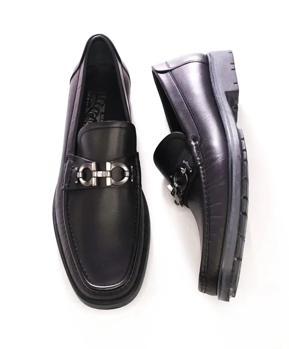 $850 FERRAGAMO -